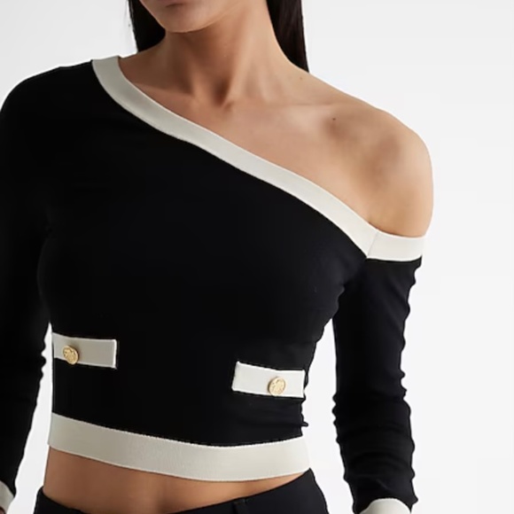 tipped off shoulder novelty button cropped sweater - Picture 3 of 8